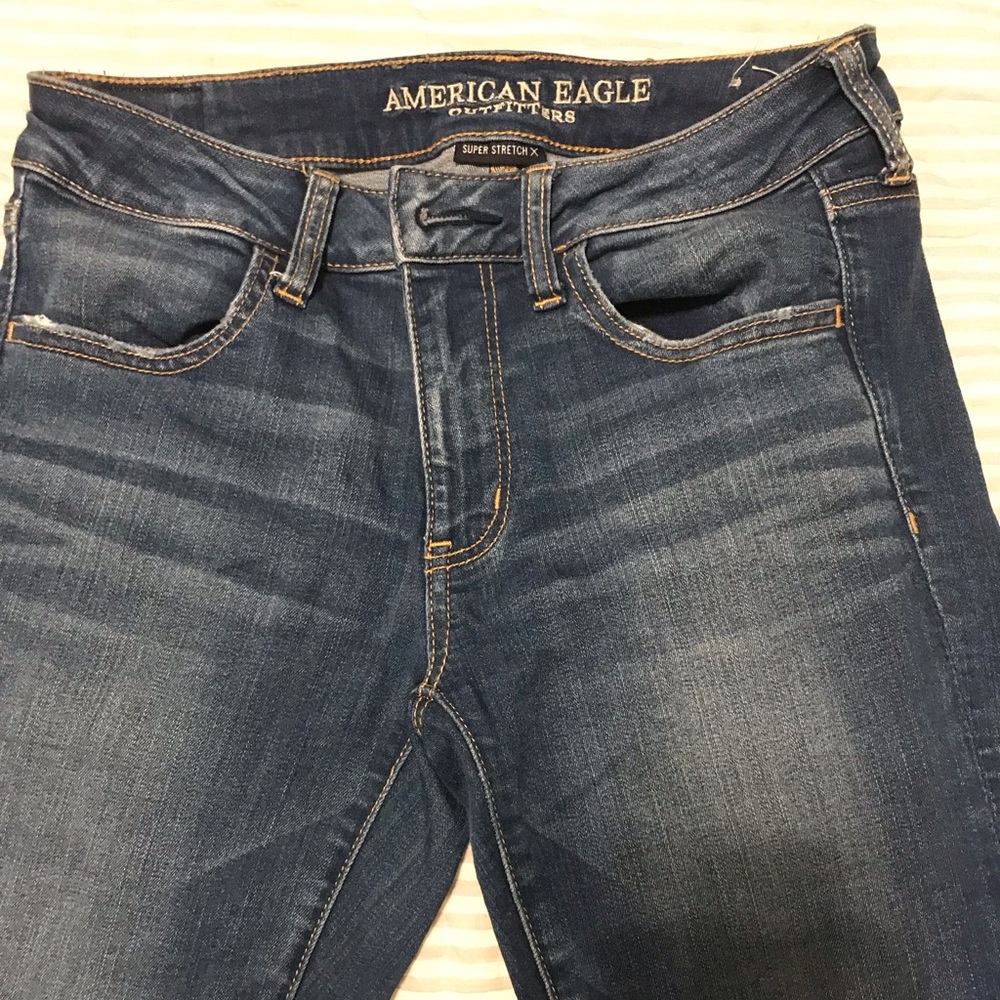 American Eagle Jeans • Super Stretch X • Size 6 S